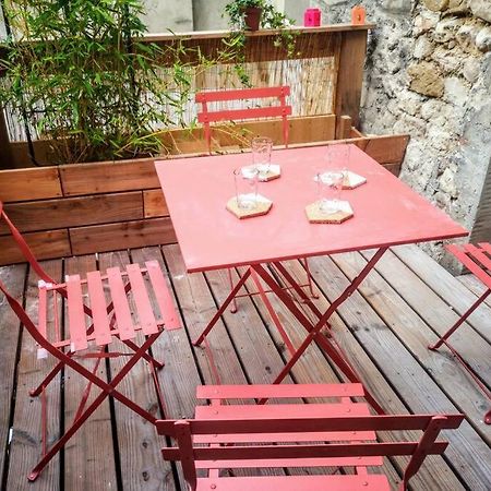 maison de village meublée avec terrasse Donzère Exterior foto
